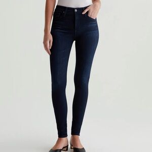 AG Farrah Skinny; MID-RISE SKINNY